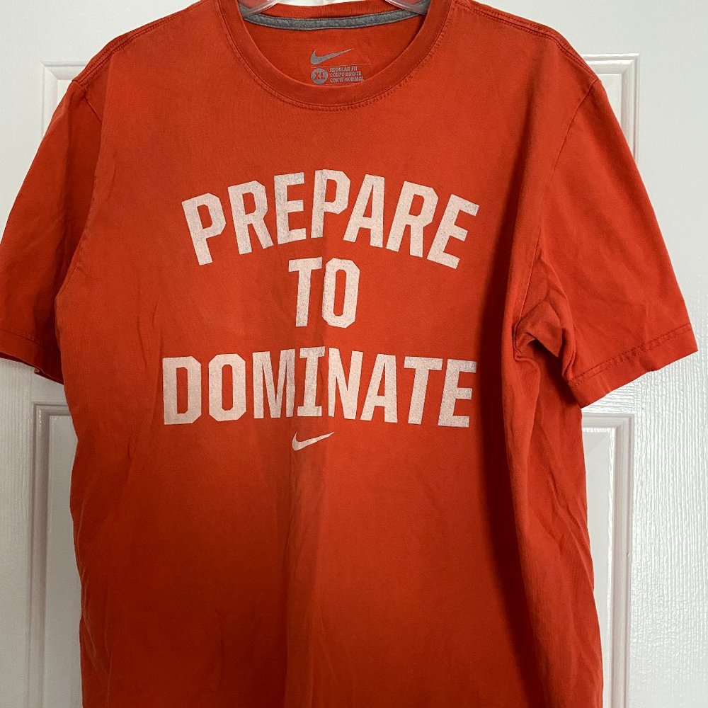 Nike Regular Fit Prepare to Dominate Fball - XL